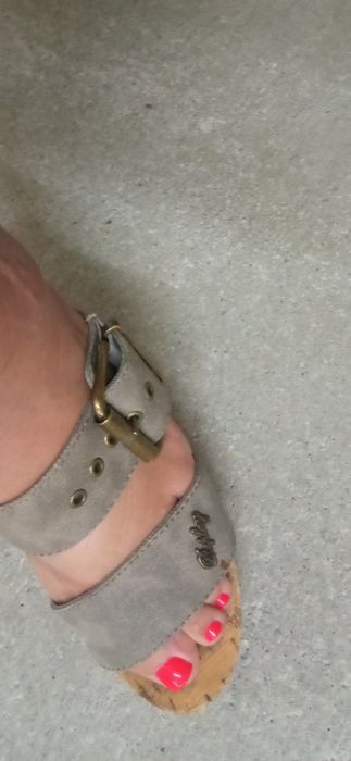 Sandálias salto 39 impecáveis