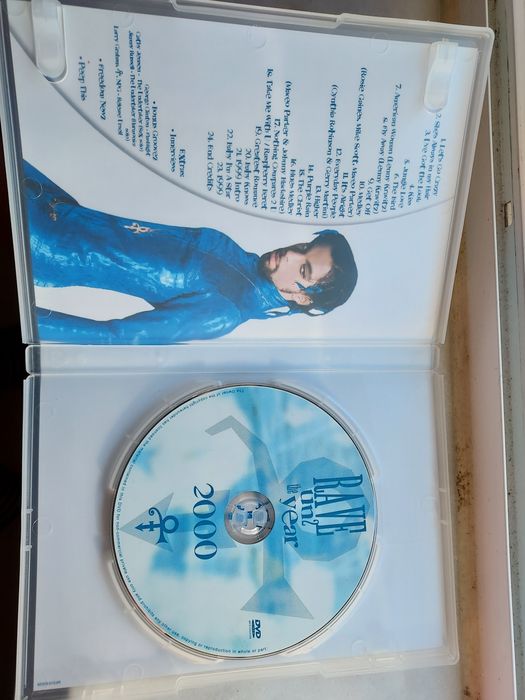 Vendo DVD do concerto de Prince