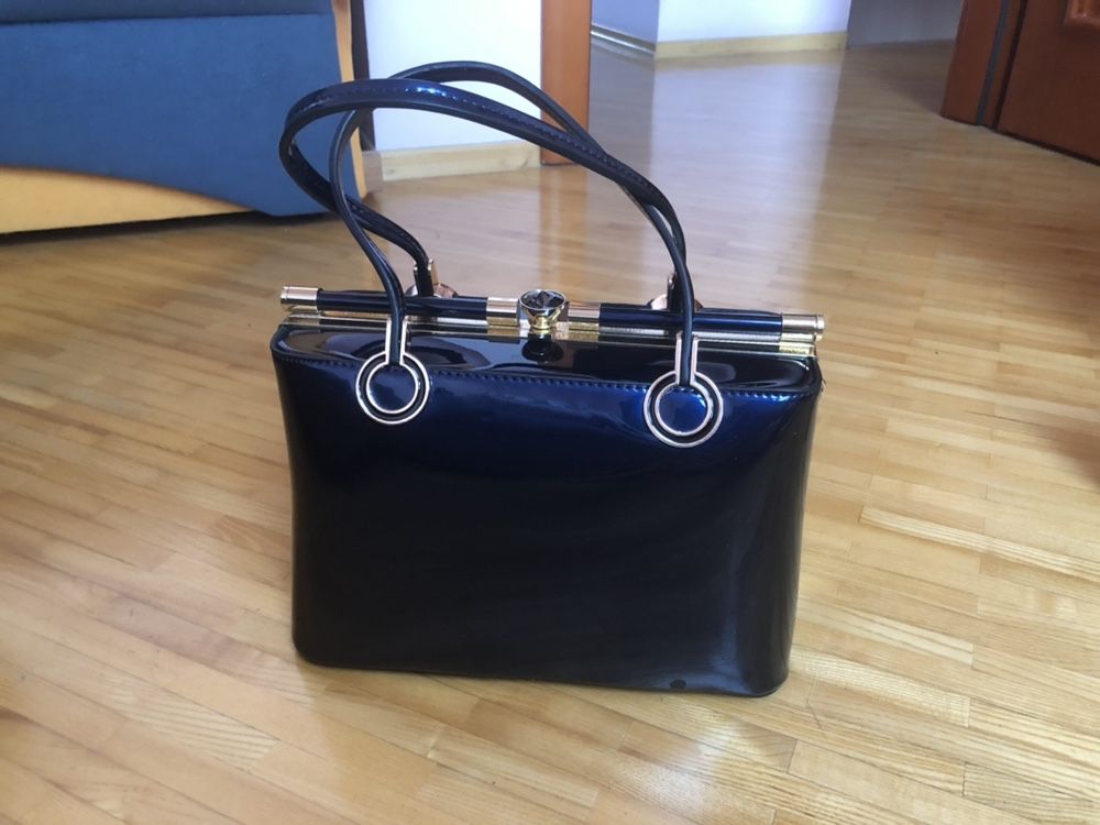Torebka damska bardzo elegancka
