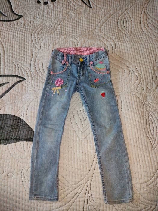 Zestaw dziewczęcy 110 dżinsy i bluzeczki