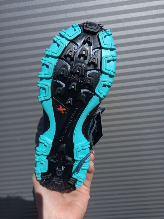 Buty trailowe do biegania w terenie La Sportiva Bushido II  r. 36