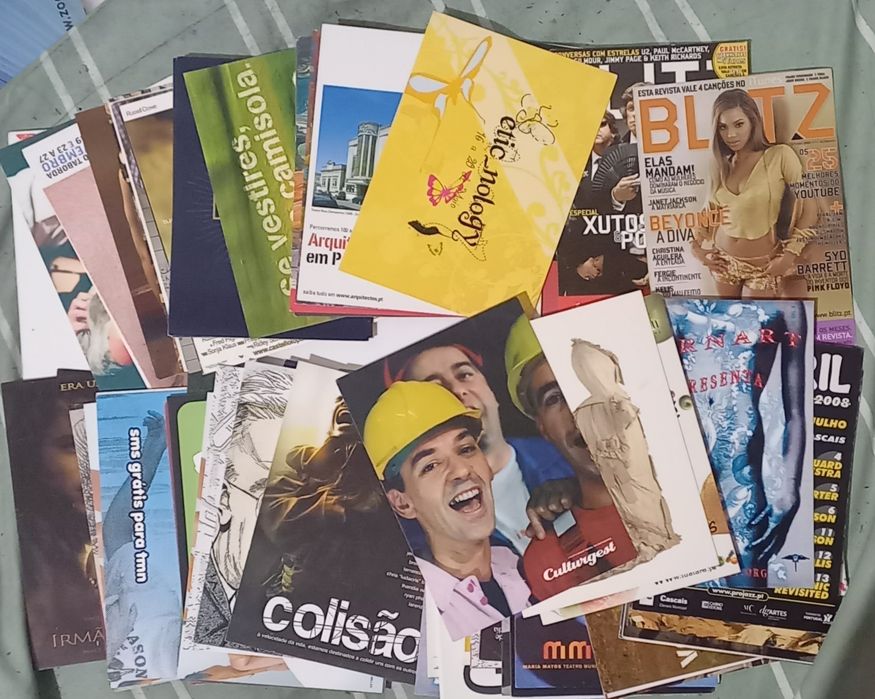 Postais publicitários