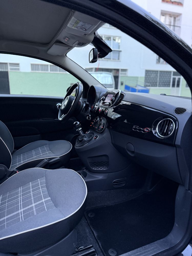 Fiat 500c. Lounge de ano 2016