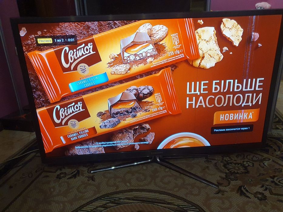 Продам телевизор Samsung PS64E8007G