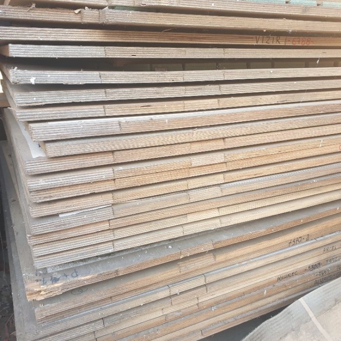 Sklejka szalunkowa / płyty szalunkowe używane/szalunki / Peri /Doka