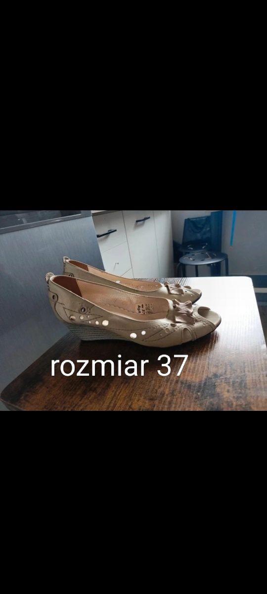 Paka butów rozmiar 37