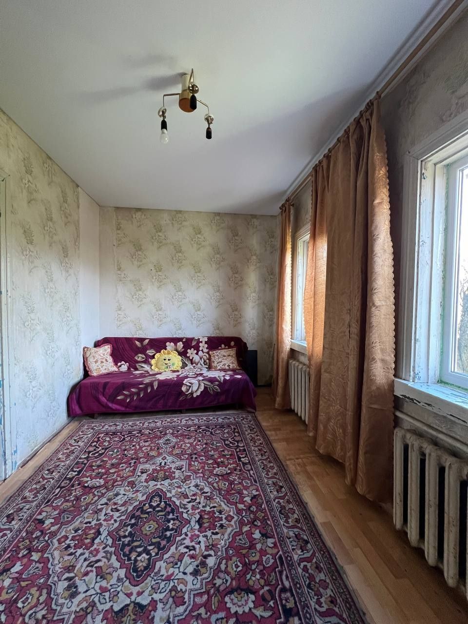 Будинок. Н Білоус.