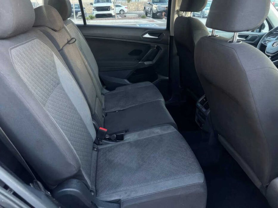 Volkswagen Tiguan S      2020