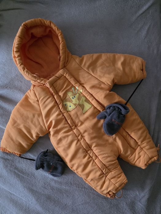 Zimowy kombinezon niemowlęcy z kapturem 56/62