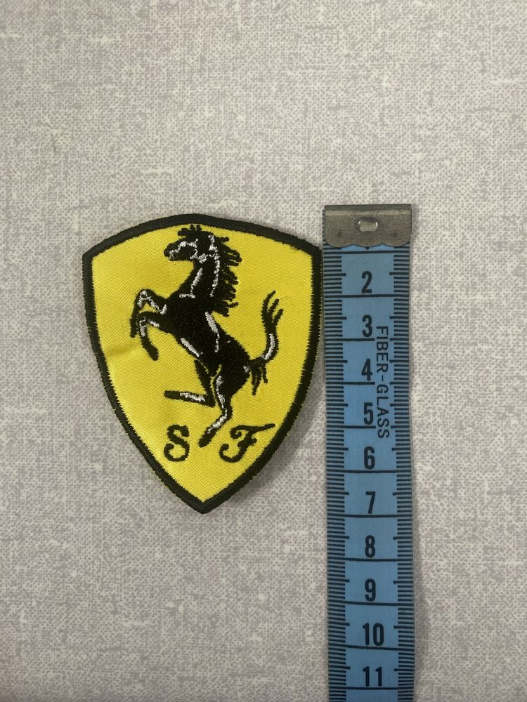 Emblema do Ferrari