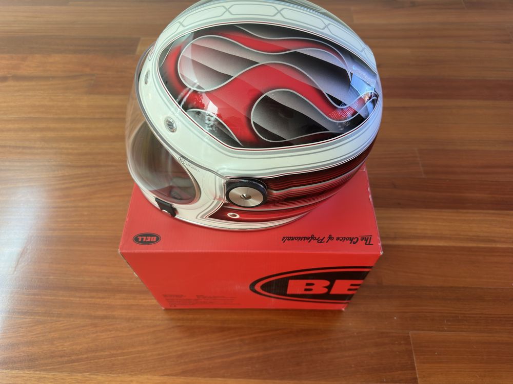 Capacete Bell Bullitt DLX - novo