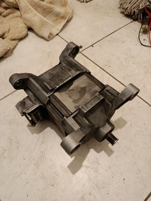 Двигатель от стиралки Сименс