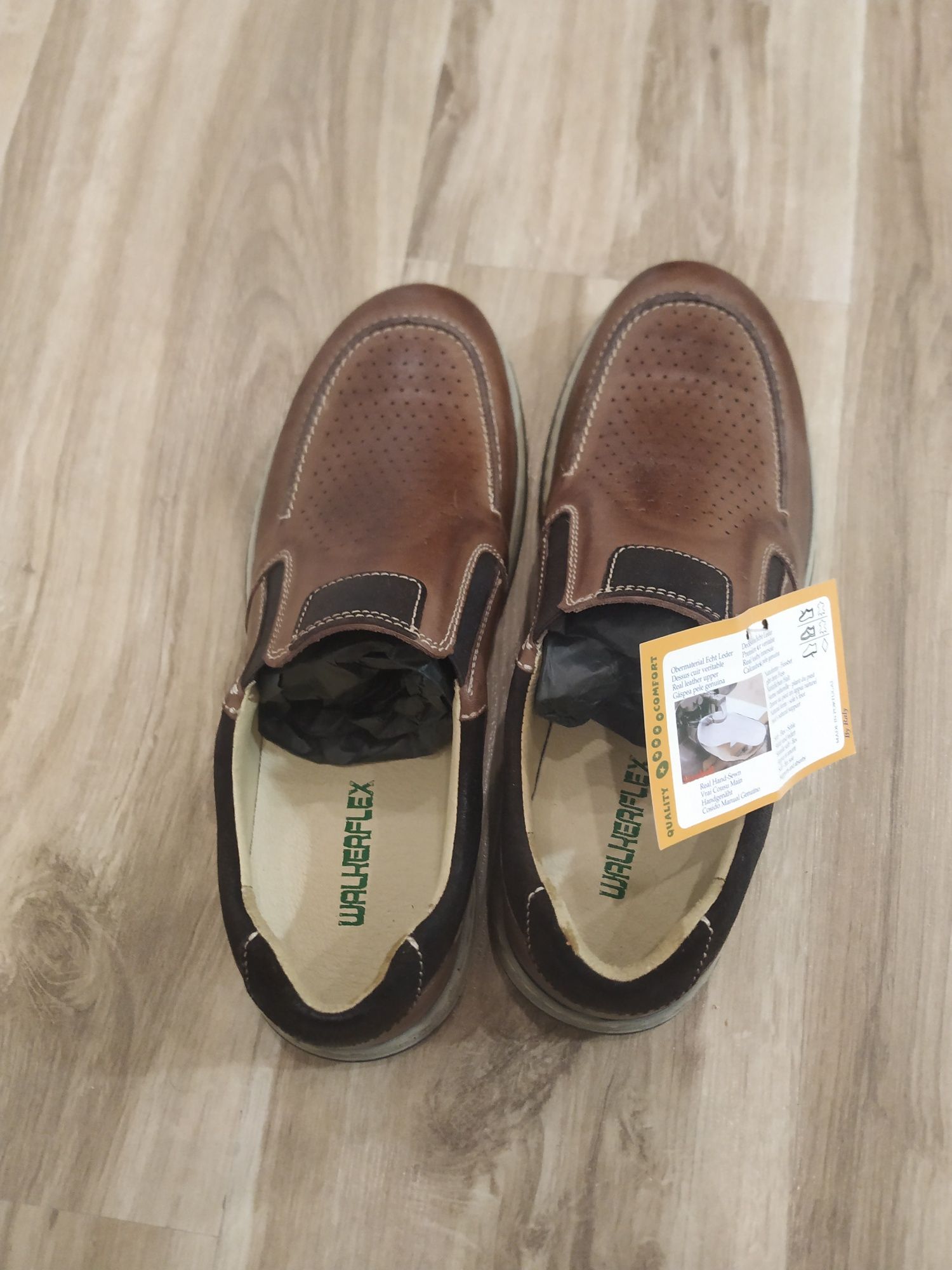SAPATOS NOVOS. PELE PURA vendidos lojas especialidade