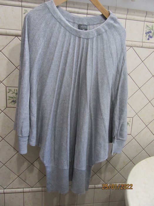 Sweterek Damski w Kolorowe Paski rozmiar 46