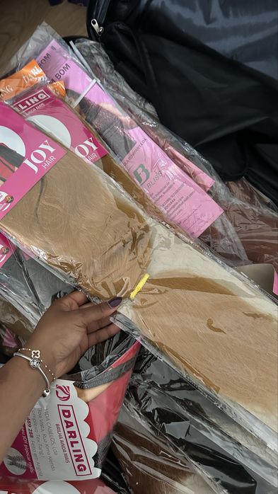 Mala Postiço negocio