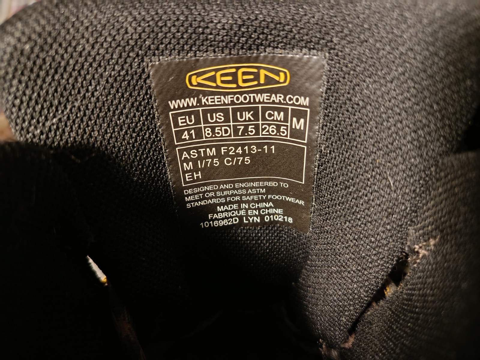 Чоловіче взуття KEEN