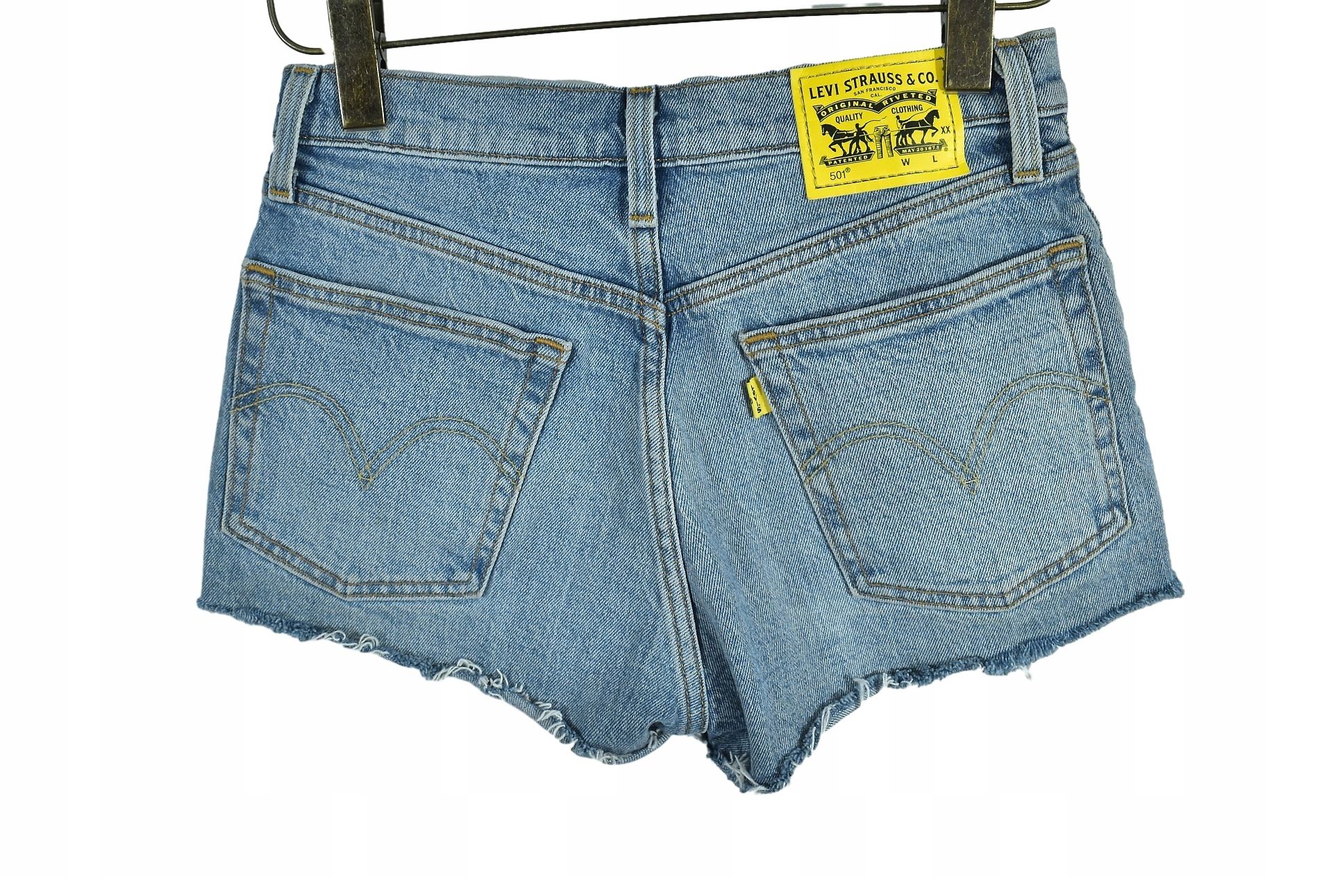 Levis 501 Krótnie Spodenki Jenasowe Damskie W24