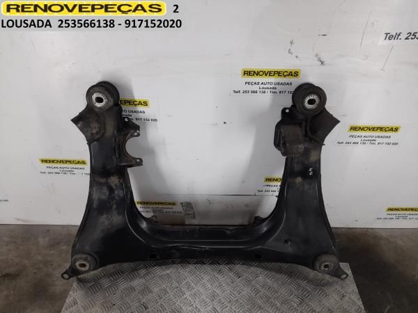 Charriot frente AUDI A4 (8D2, B5)