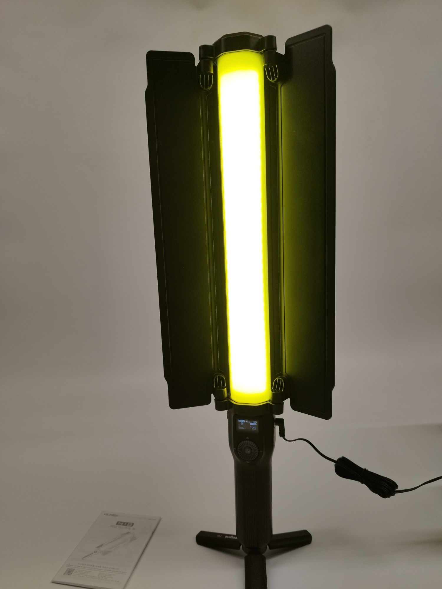 Viltrox h18 lampa LED RGB do fotografii