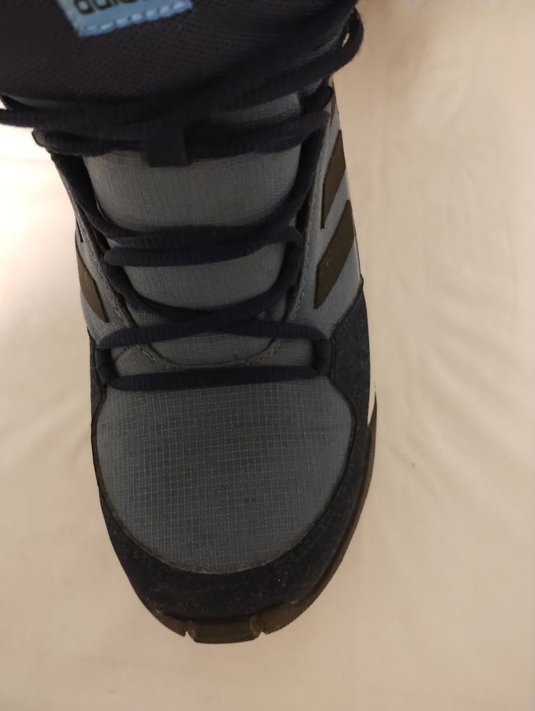 Buty chłopięce Adidas Terrex r.36