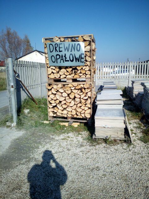 Sprzedam drewno opałowe i kominkowe. Z transportem