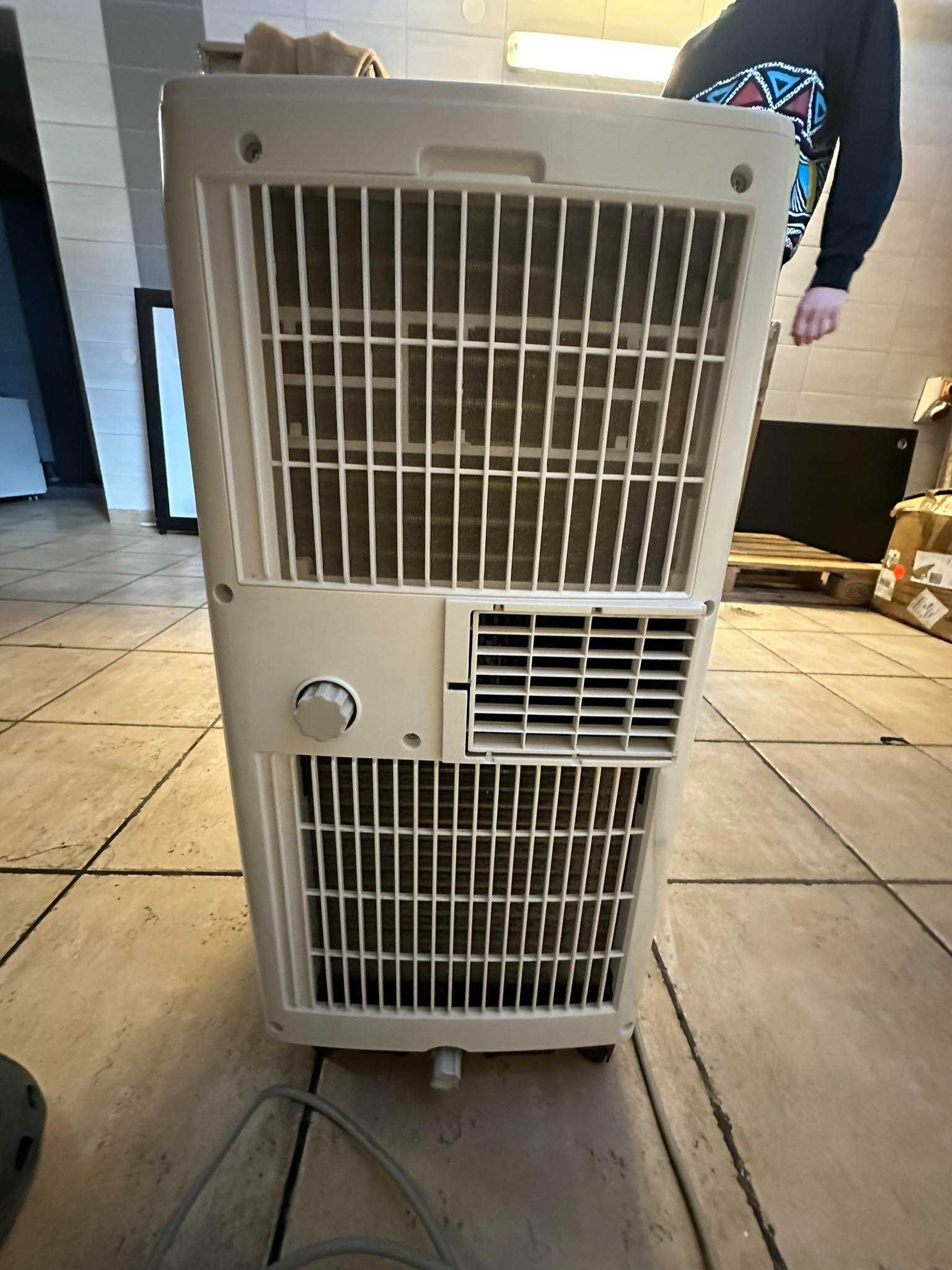 Klimatyzator przenośny 9000BTU 33m2 - COMFEE AMBRA 10C