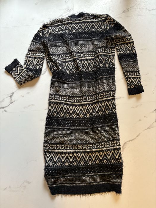Długi puszysty sweter kardigan Medicine M