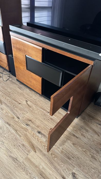 Komoda/szafka RTV stylowa z kolekcji Verano