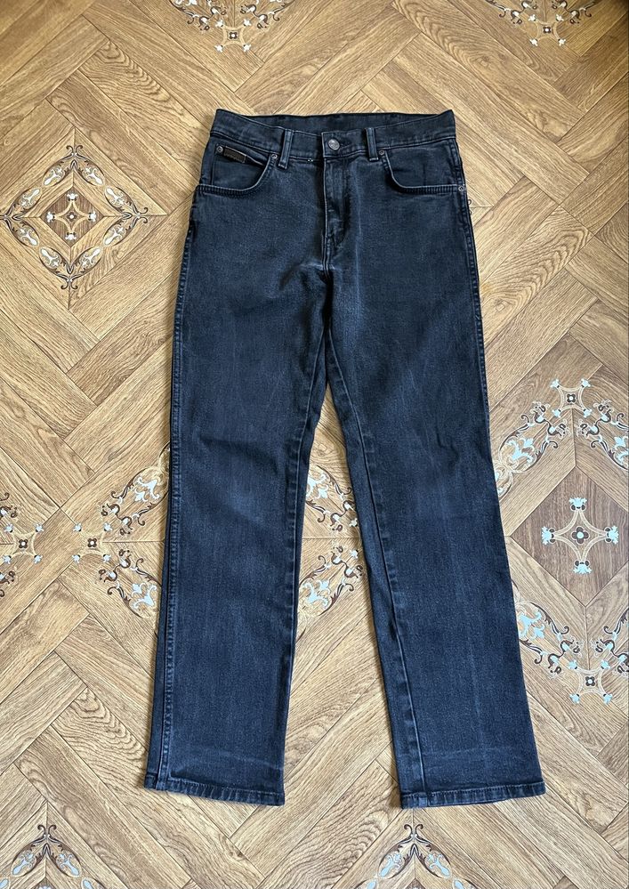 Джинси Wrangler.