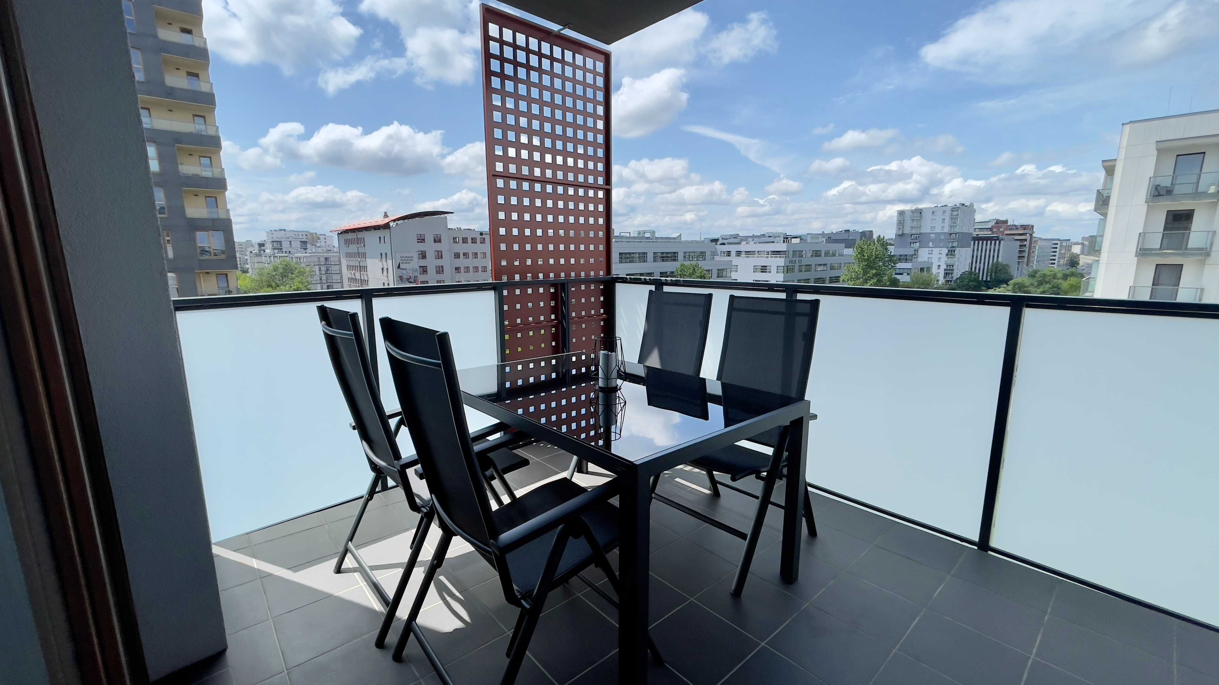 Zestaw stół ogrodowy + 4 krzesła Livarno home