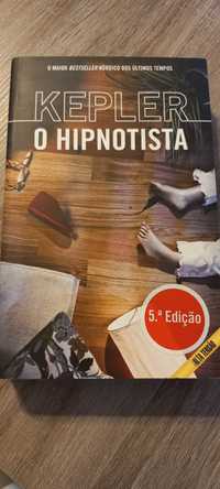 Livro "o hipnotista"
