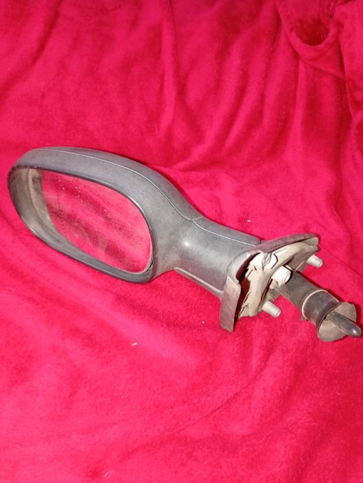 Espelho retrovisor Esq. Renault