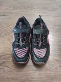 Buty sportowe 32