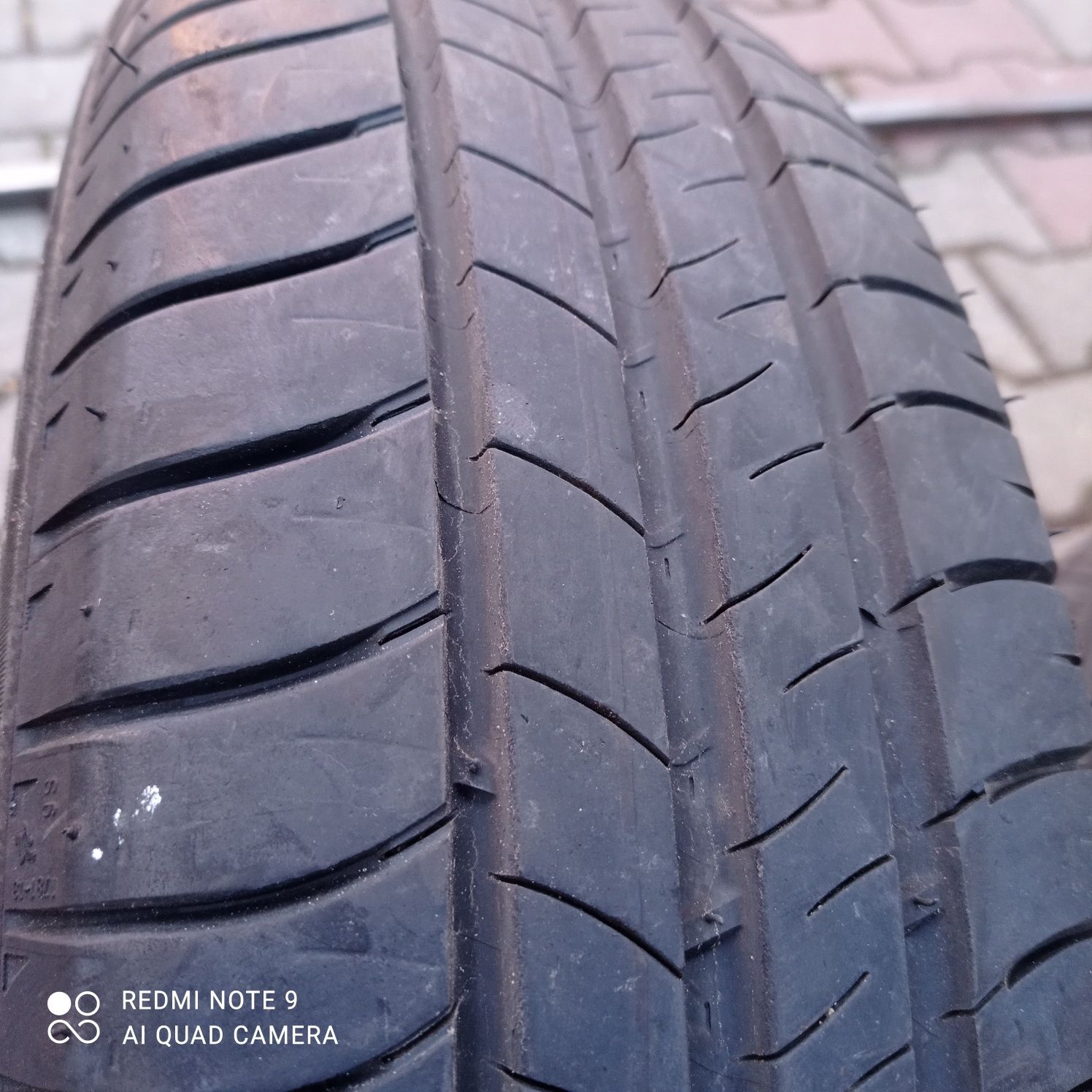 165/65R15 81T Michelin energy saver