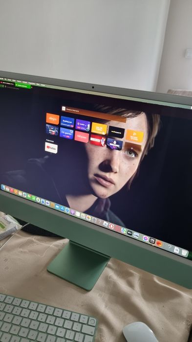 Komputer Apple iMac 24" M1 8 GB 256 GB SSD