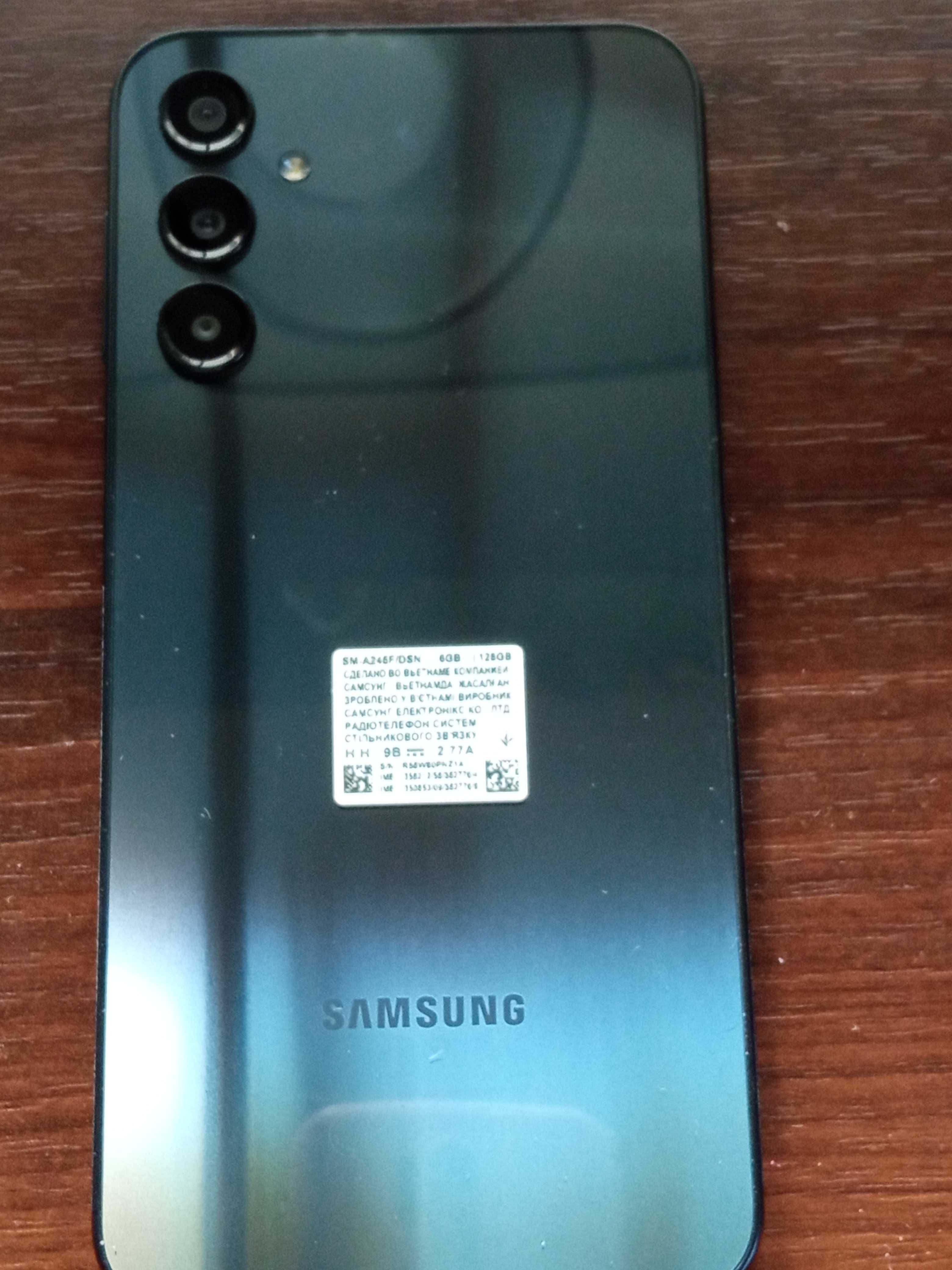Новий смартфон Samsung Galaxy A24 6/128 Gb чорний з захисним склом