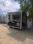 Przyczepa gastronomiczna food truck gotowy biznes lody tajskie
