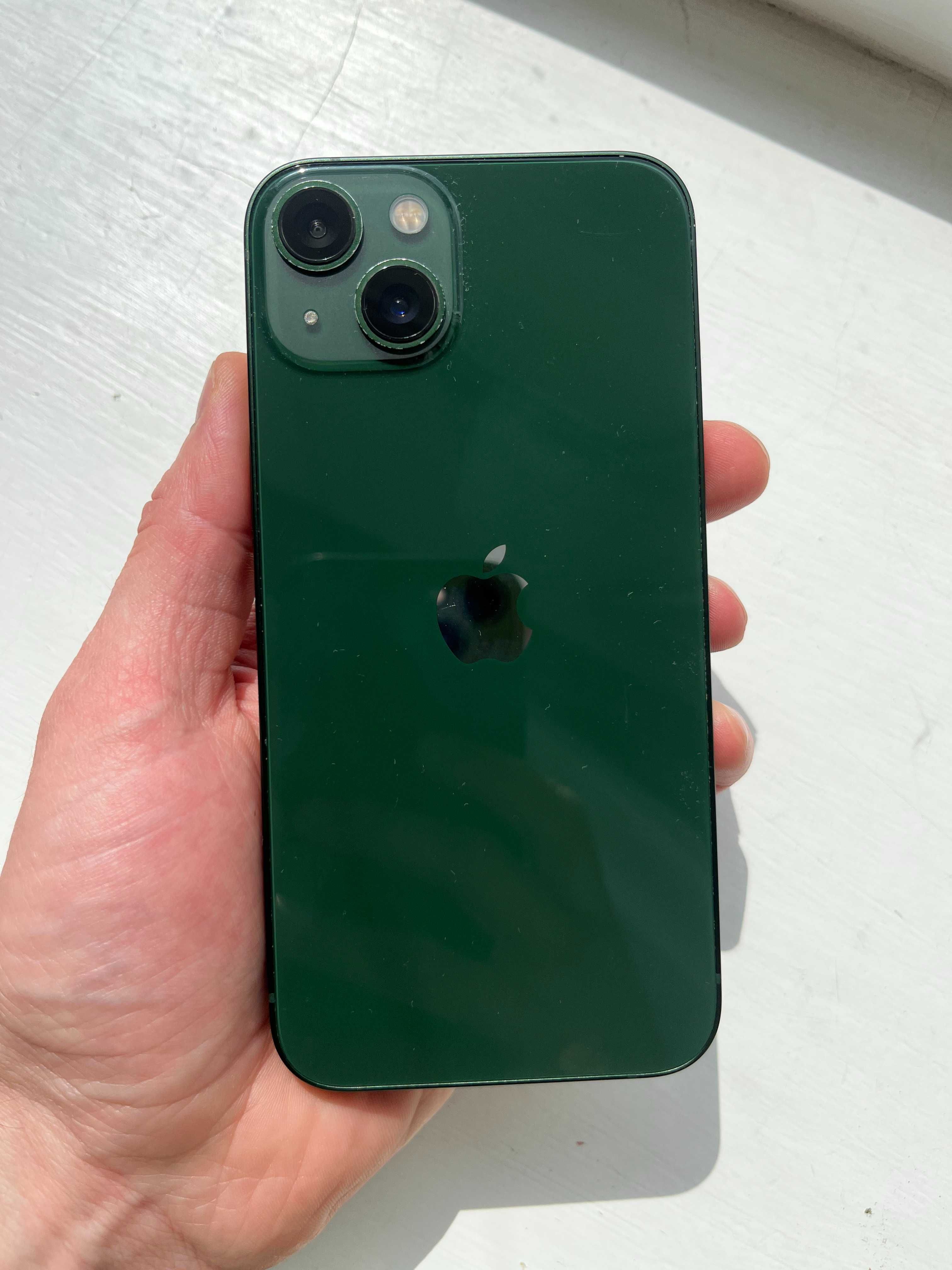 iPhone 13 Зелений- 128 GB. Батарея 83. Добрий стан.