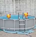 piscina redonda  como nova