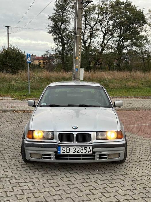 BMW SERIA 3 1995