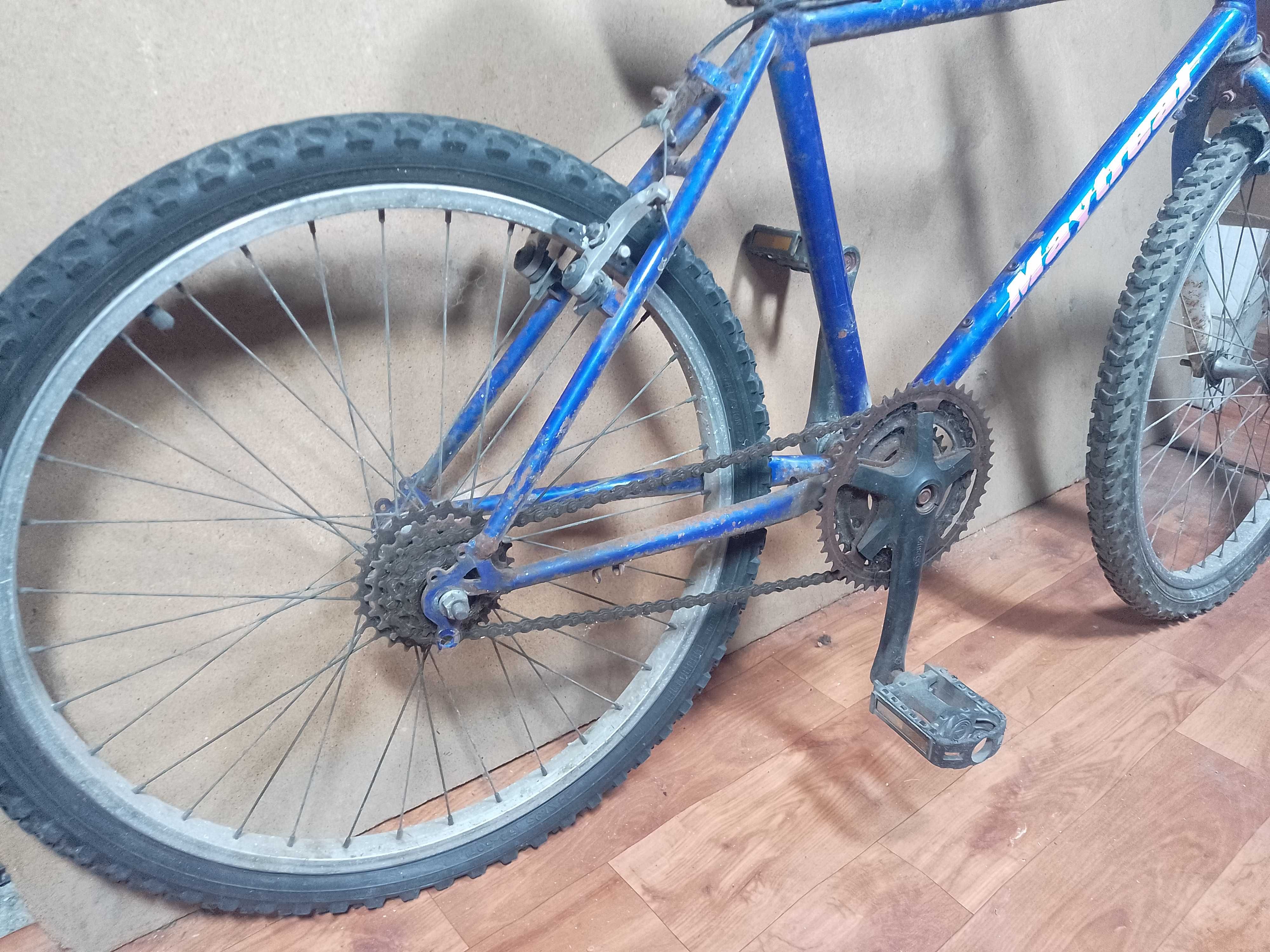 Bicicleta com quadro em ferro
