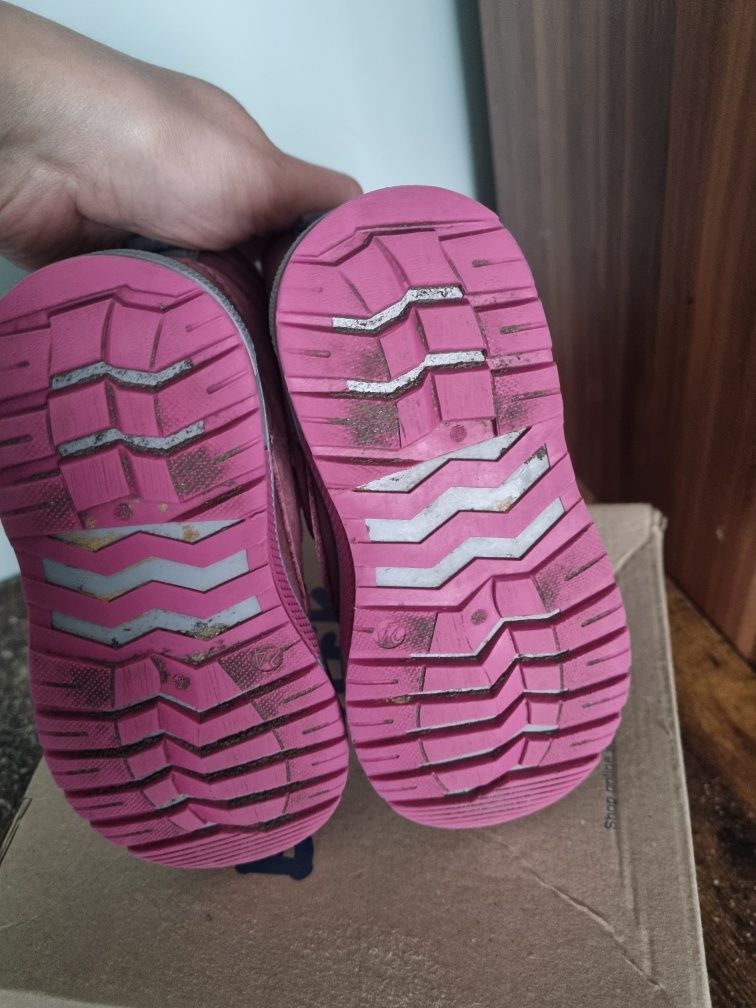 Buty Bartek rozmiar 24 .