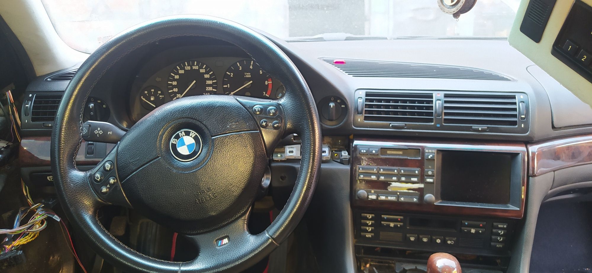 BMW e 38 740i в гарному стані