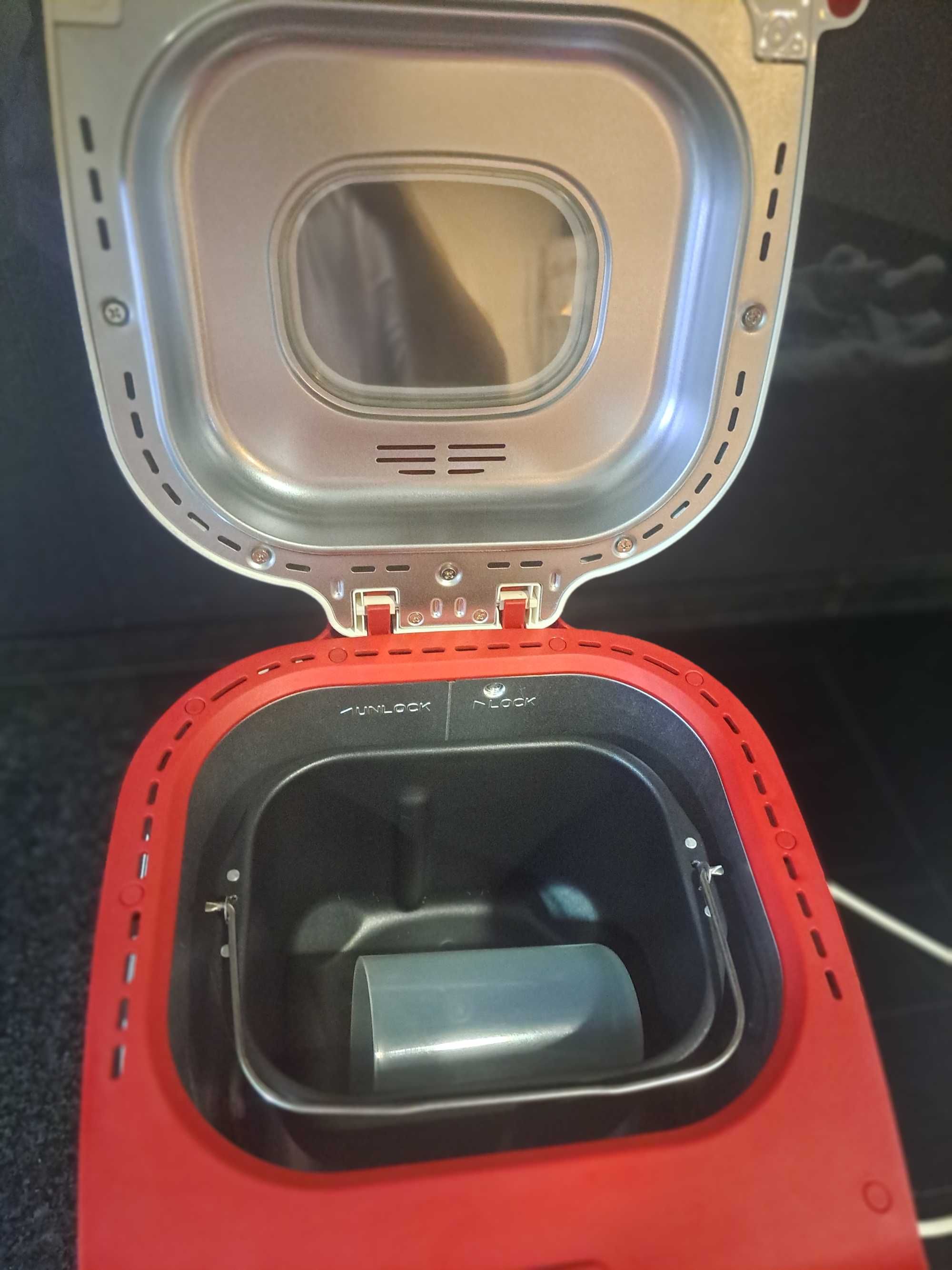Máquina de fazer pão moulinex  NOVA