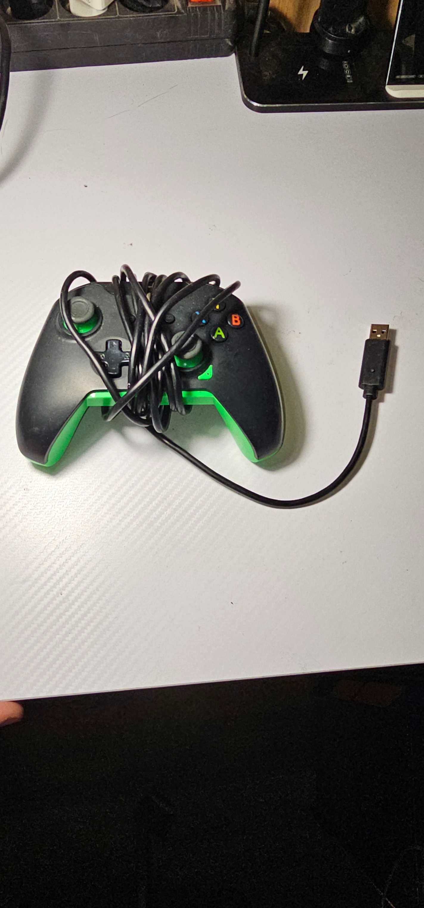 Kontroler PDP Electric Black do Xbox Series/Xbox One/PC