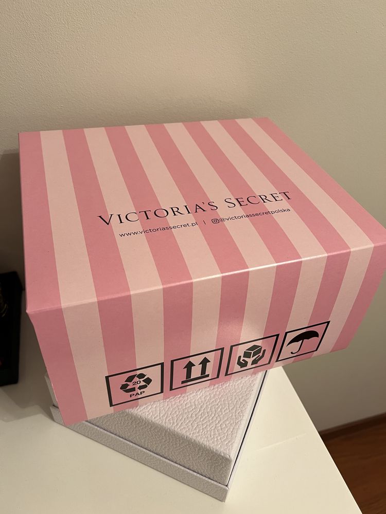 Nowe pudelko prezentowe Victorias Secret karton prezent