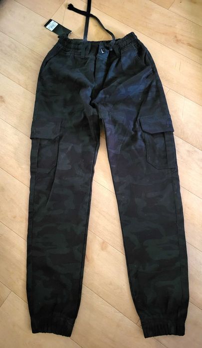 Продам чоловічі джогери на флісі.