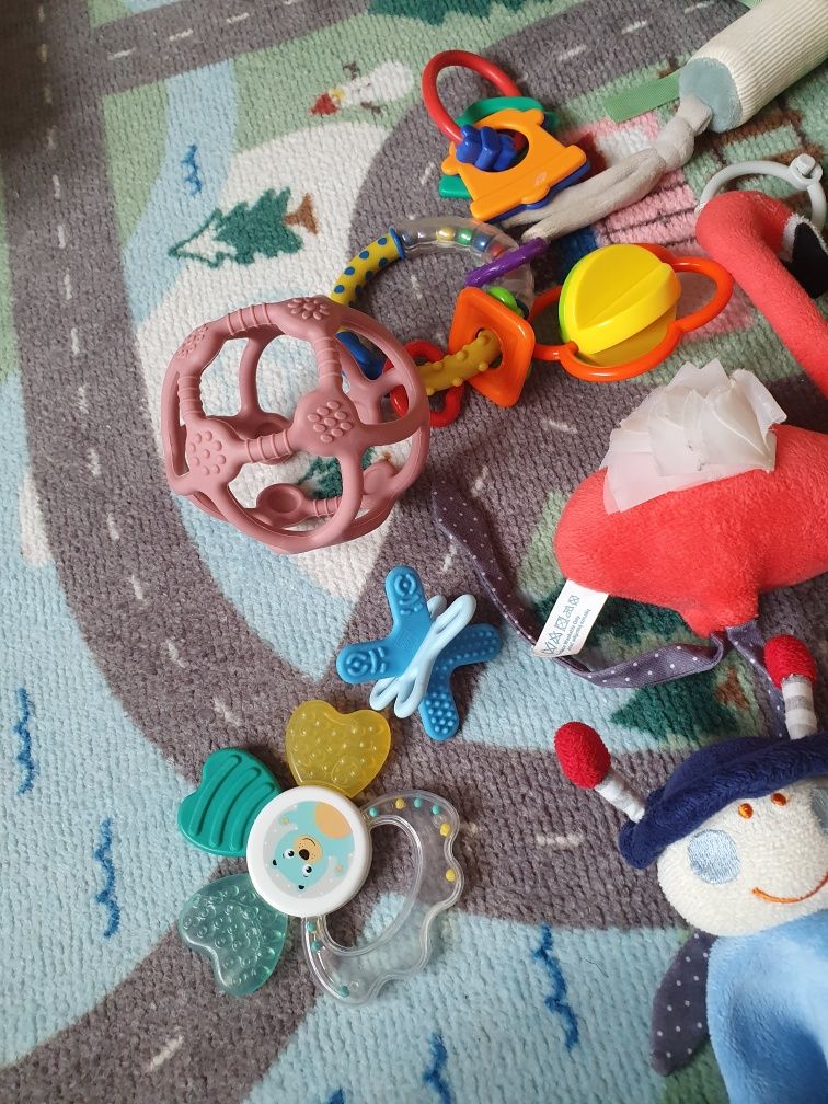 Zabawki dla niemowląt wczesnorozwojowe