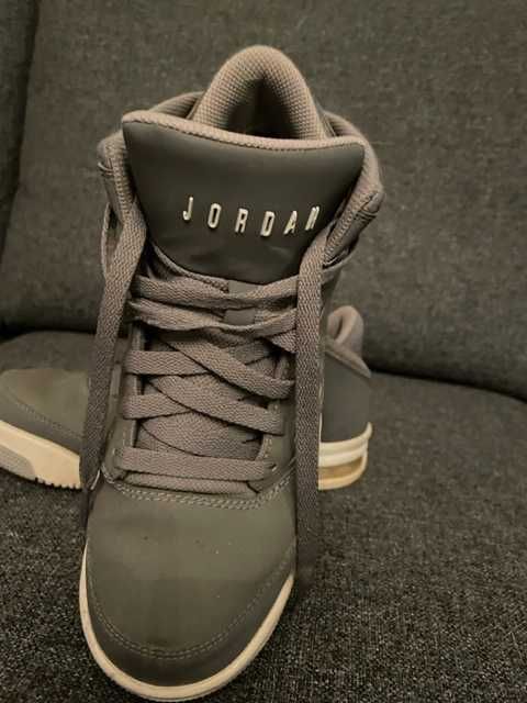 Buty Jordan  Air 38,5