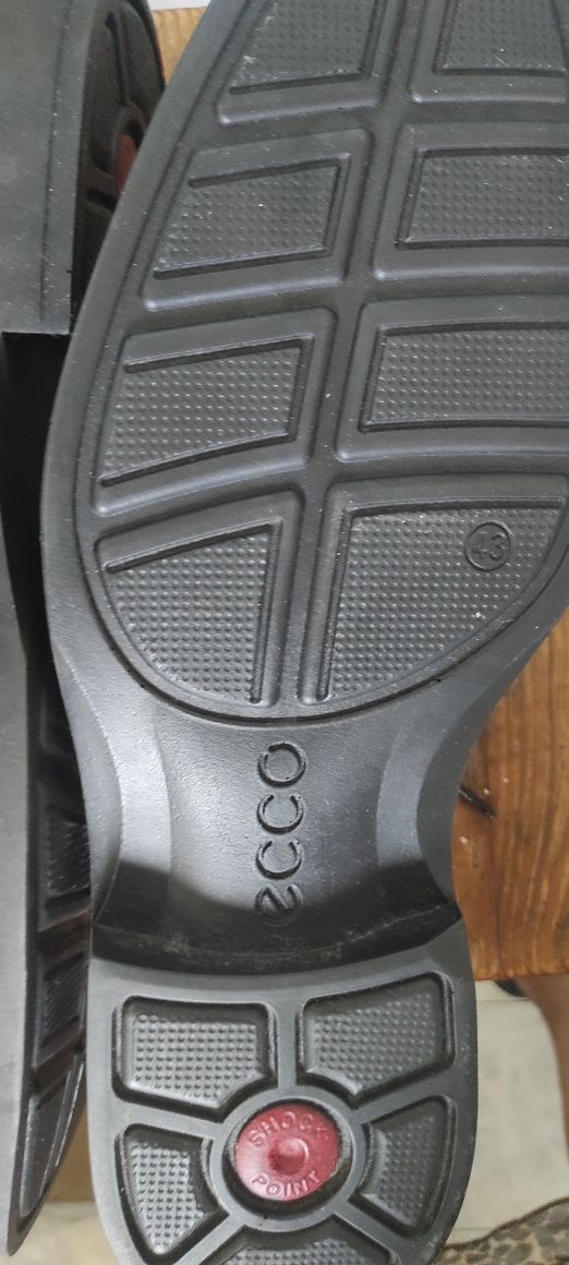 Buty pantofle męskie skórzane Ecco r.43 czarne
